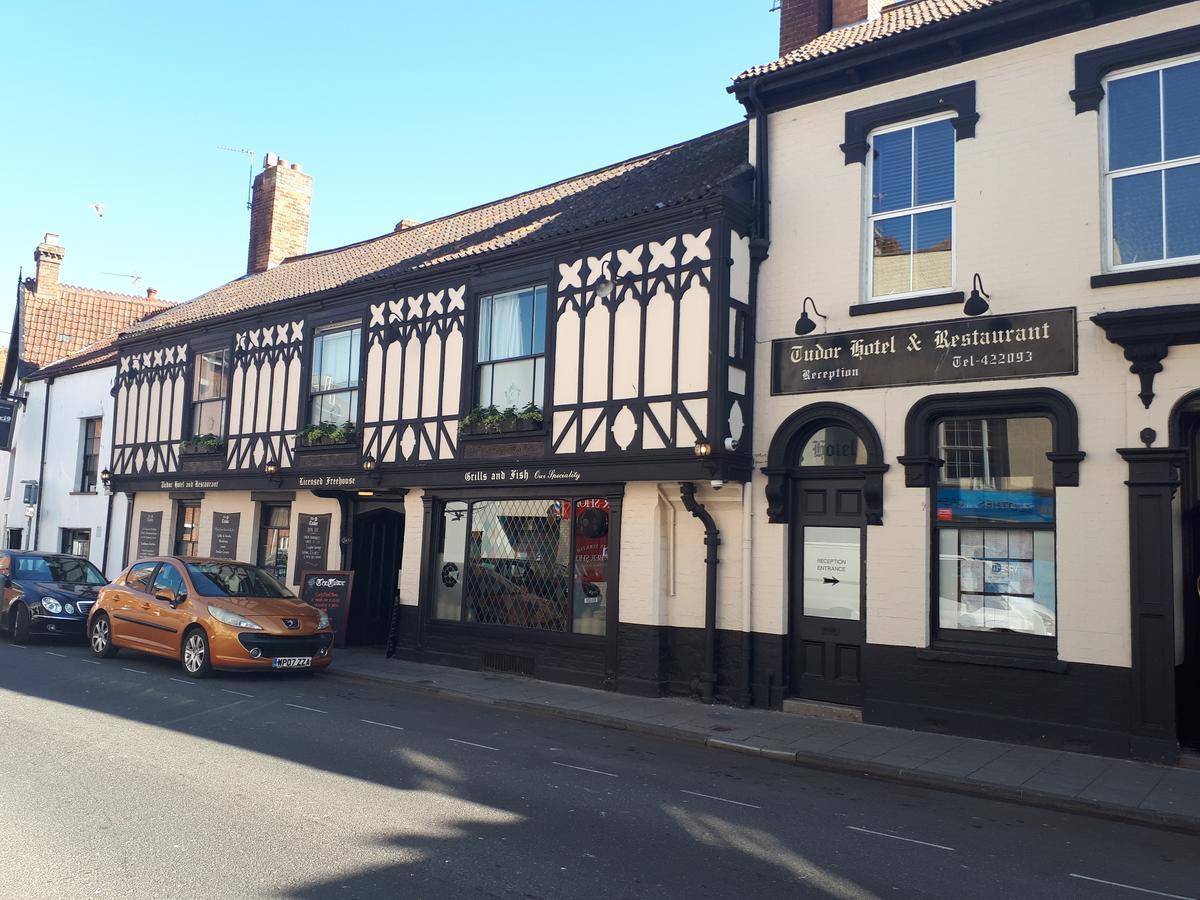 The Tudor Hotel ブリッジウォーター エクステリア 写真